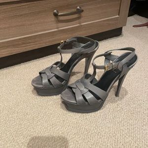 Saint Laurent Gray tribute